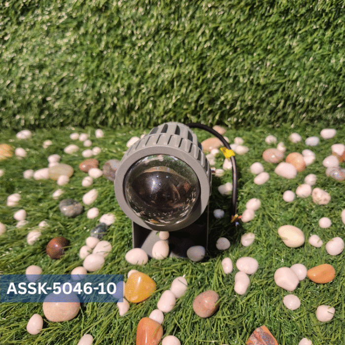 AriGlow focus light for garden
