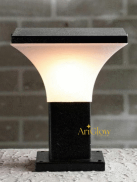 Outdoor garden light for house entrance